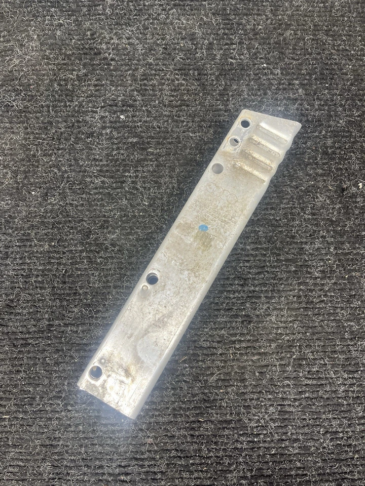 ☑️ Amortiguador parachoques trasero derecho AUDI A5 QUATTRO 2008-2017 8T0807332A Foto 2 de 4