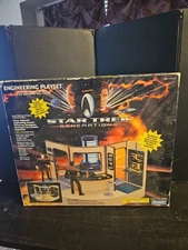 Star Trek U.S.S. Enterprise NCC-1701-D Engineering Playset Collectors Ed. 1994