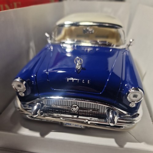Mira 1955 Buick Century Blue Golden Line 1/18 Diecast Metal New but Old VGC - Picture 2 of 12