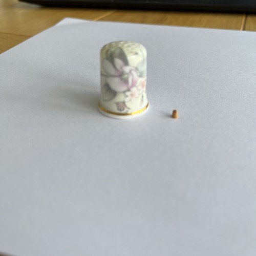 1/12th Wooden Thimble, John Farnsworth, Smallest Ever Made, Dolls House - Picture 2 of 6