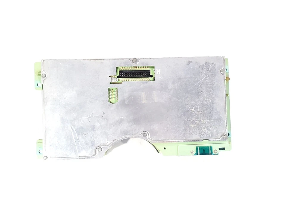 1988 GMC C1500 OEM Speedometer Has Some Cracks On Screen See Pictures - Image 4 of 4