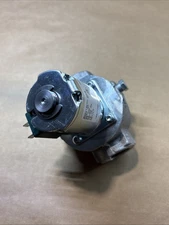Válvula solenoide de gas BASO BGA110EHH-2AAE 25VAC 1/2” NPT gas natural y LP miniatura 6