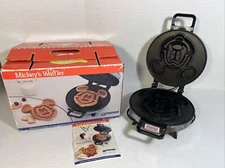 Vitantonio 950-NS Non Stick Gourmet Mickey Electric Waffle Maker Waffler In Box