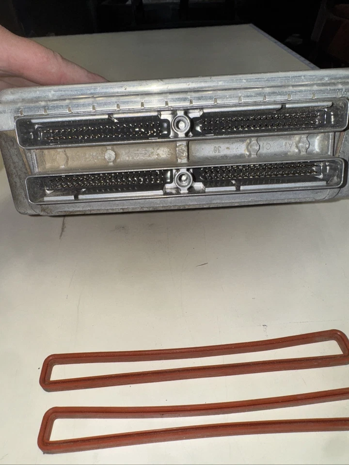 Chevrolet Silverado 1500 1999-2000 módulo de control del motor ecu ecm oem Foto 2 de 4