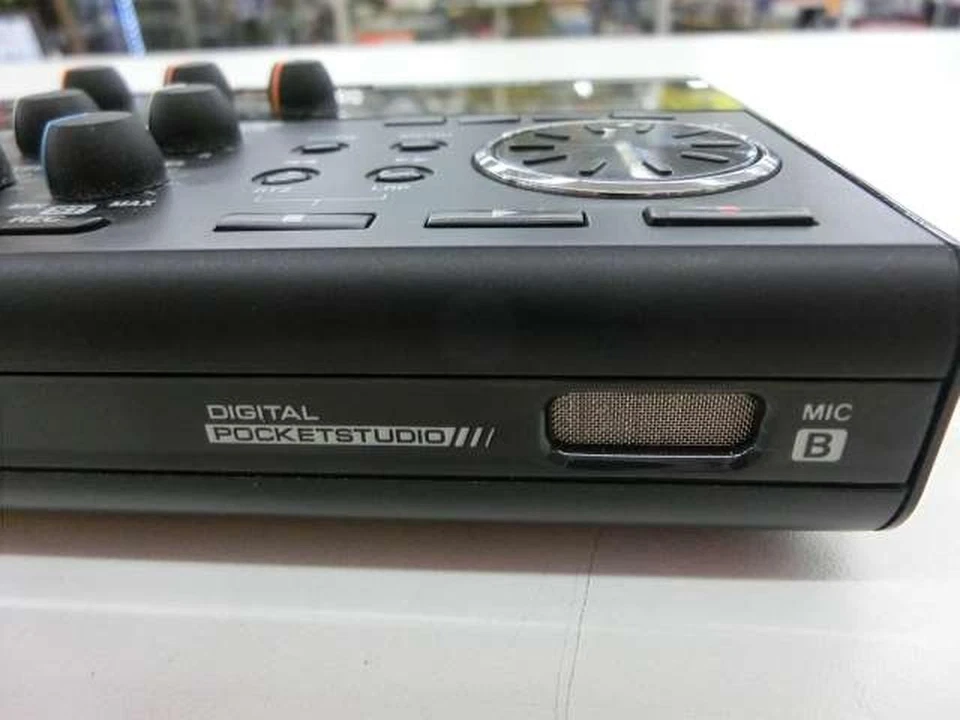 TASCAM DP-006 6-Track Digital Multitrack Recorder MTR Pocketstudio Black Used - Image 4 of 4