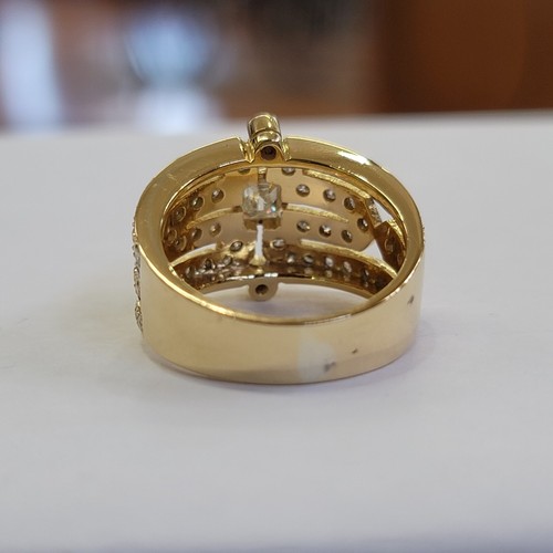 18k gold diamond cluster ring - Picture 8 of 19