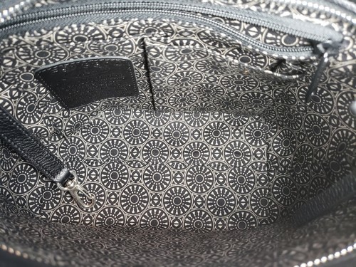 BOLSO BANDOLERA PEQUEÑO BRIGHTON JOURNEY TO INDIA RAYA BORDADO FLORAL PRECIO DE VENTA SUGERIDO POR EL FABRICANTE 365 $ - Imagen 10 de 17