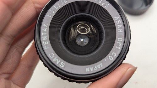 【CASI COMO NUEVO】 Lente gran angular SMC Pentax 35mm F3.5 para montaje PK K... - Imagen 19 de 20