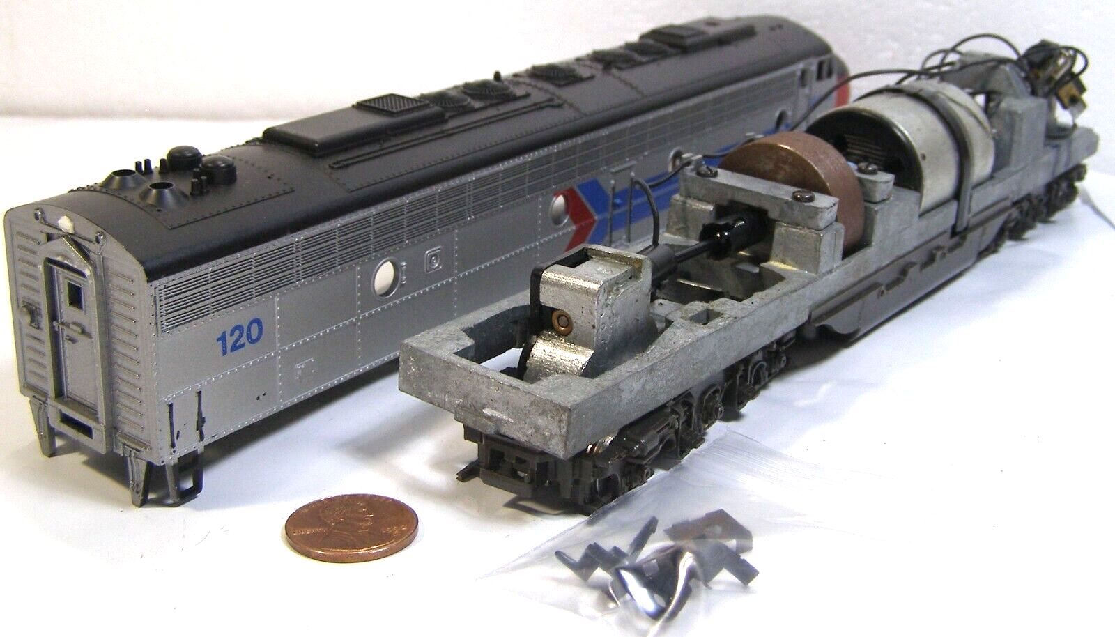 Picture 4 of 6