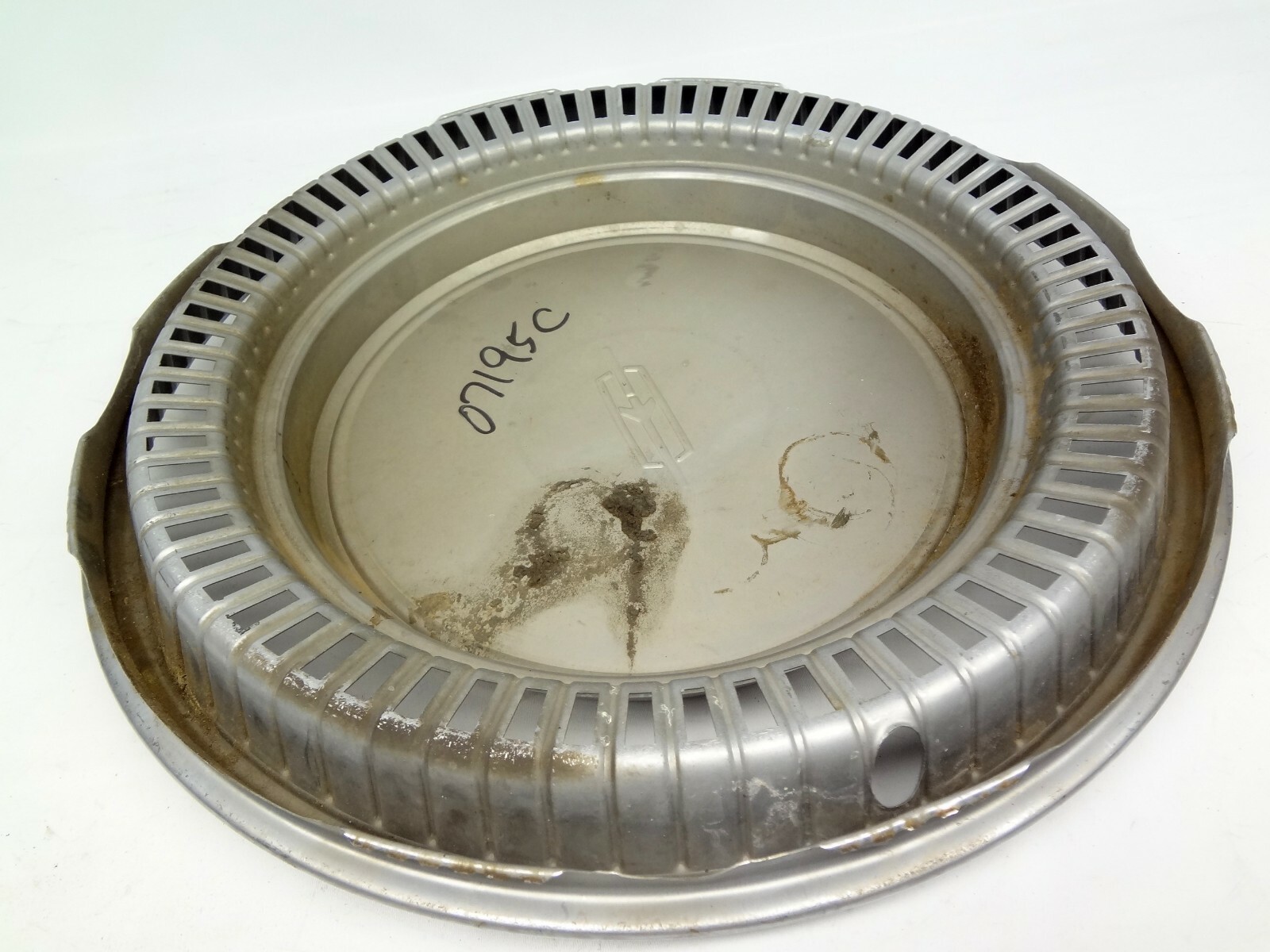 Oldsmobile 1977 1978 1979 Hubcap 14" F85 Cutlass Olds Delta 88 98