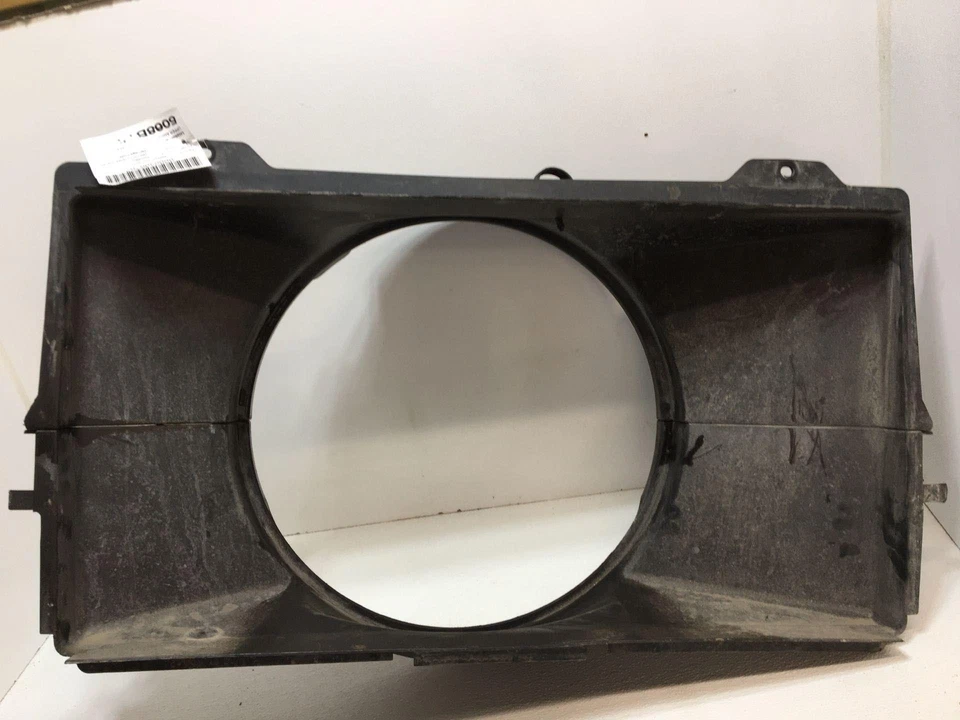 Fan Shroud GMC YUKON XL 1500 00 01 02 03 04 05 06 Foto 4 de 4