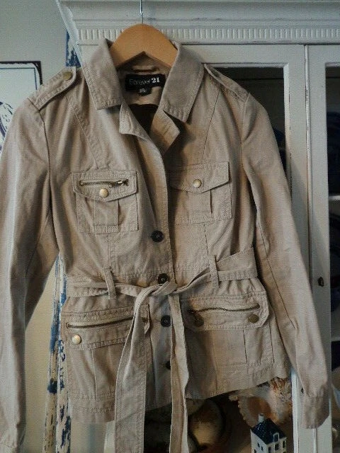 Forever 21 khaki jacket top
