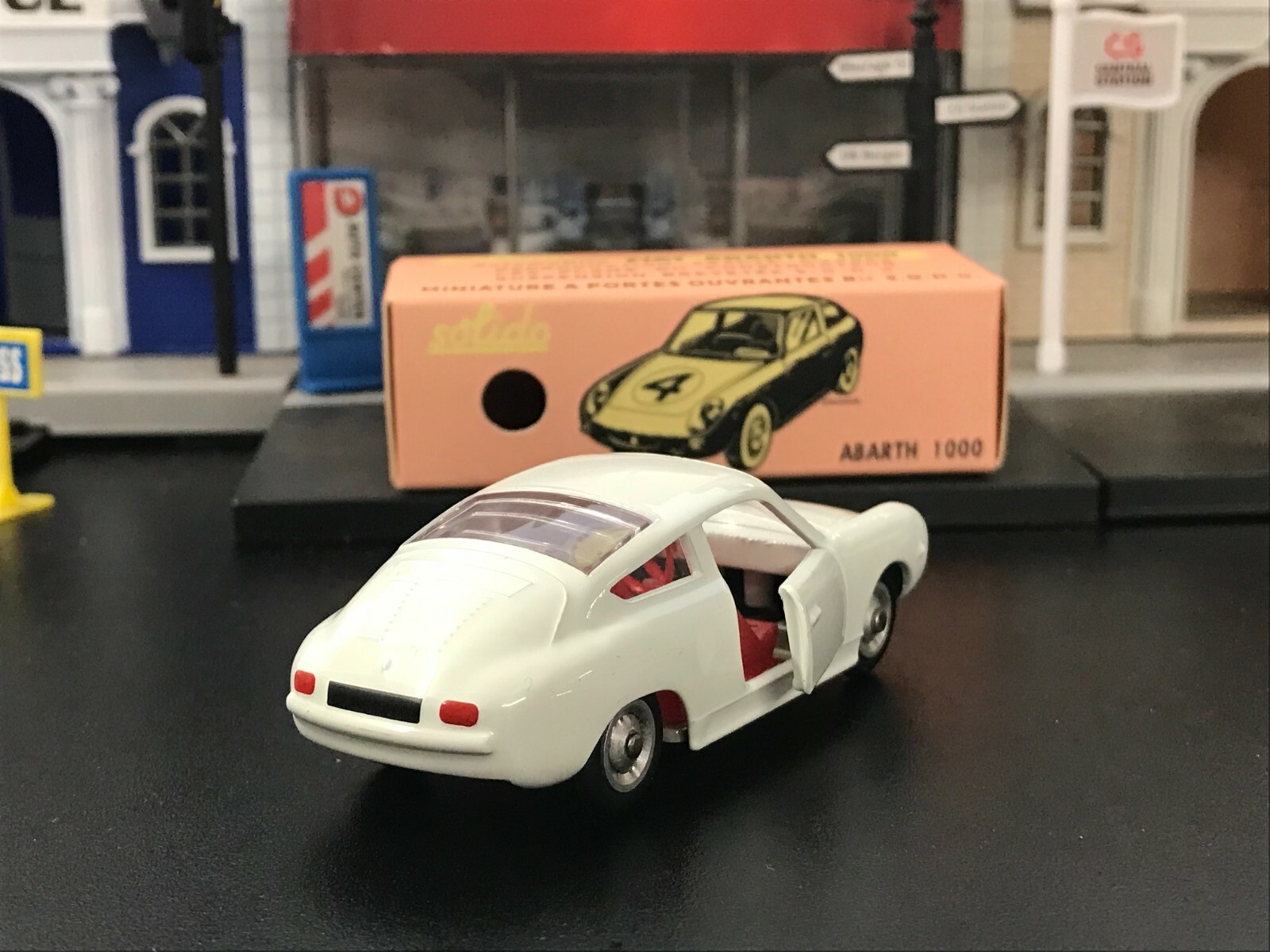 Picture 2 of 5