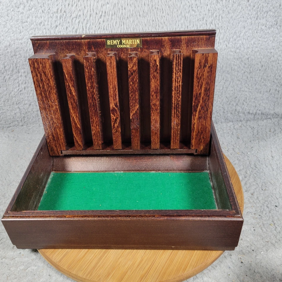 VINTAGE REMY MARTIN WOODEN 'LE PASSE TEMPS' GAME (CONNECT FOUR) WOODEN - Image 3 of 4