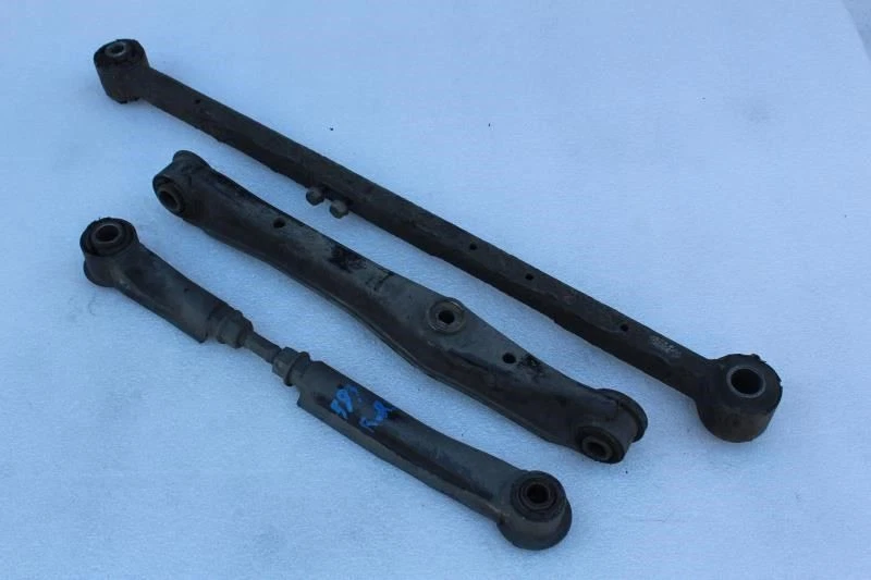 1989 FORD PROBE GL BRAÇOS DE DIREÇÃO INFERIORES TRASEIROS DO LADO DIREITO DO PASSAGEIRO 3 PEÇAS - Imagem 2 de 4