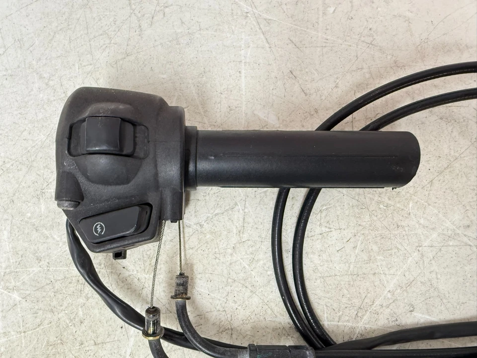 2020 Harley Davidson Street XG 500 Right Handlebar Switch Throttle Control Cable - Image 3 of 4