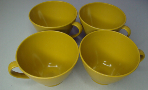 Vintage Lenotex Coffee or Tea Mugs Set of 4 Brown/Almond/Tan color.