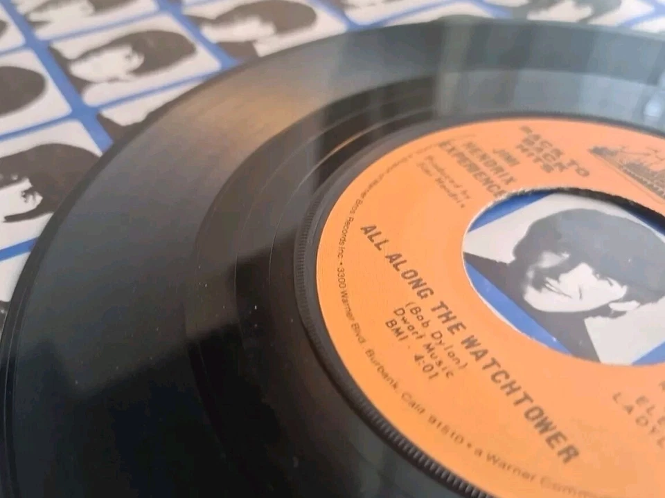 Jimi Hendrix Experience 45 7" Vinyl All Along The Watchtower / Crosstown Traffic - Image 4 of 4