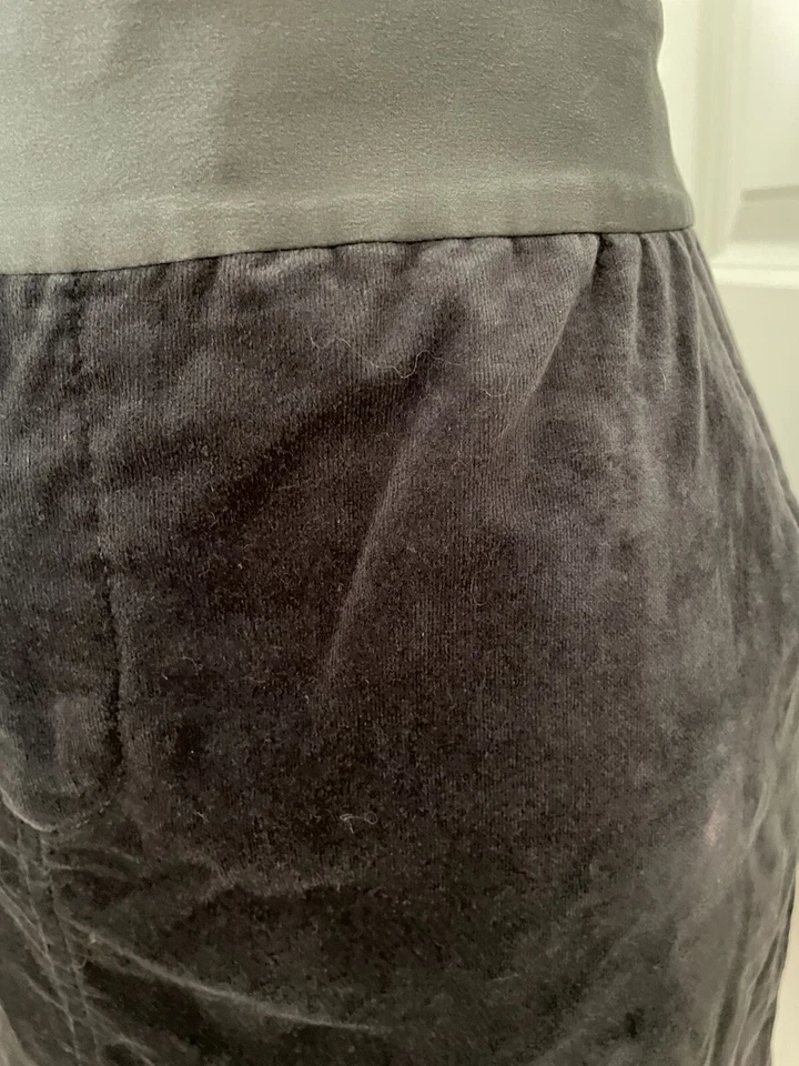 Minifalda de terciopelo Martin & Osa gris seda con bolsillos, talla 8 Foto 3 de 4