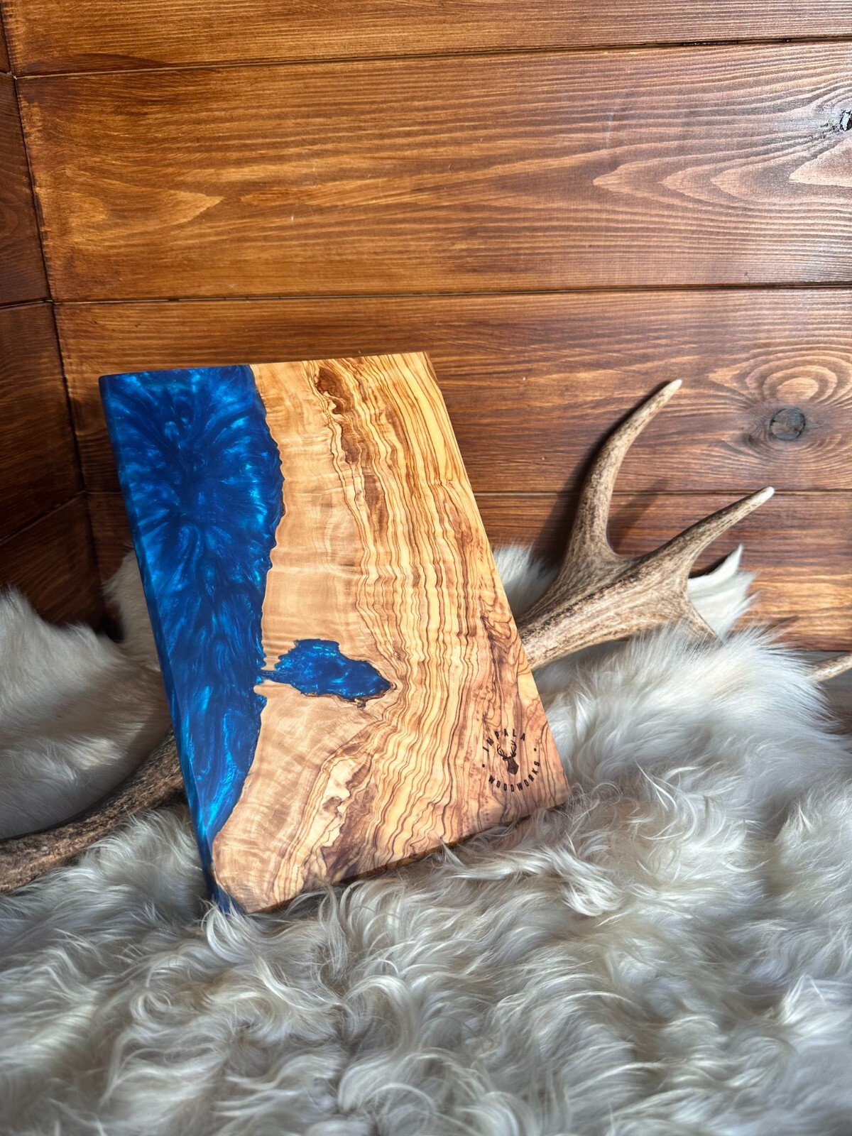 Resin Cutting Board Made of Olive Wood,Olive Wood Cutting Board,Resin Epoxy