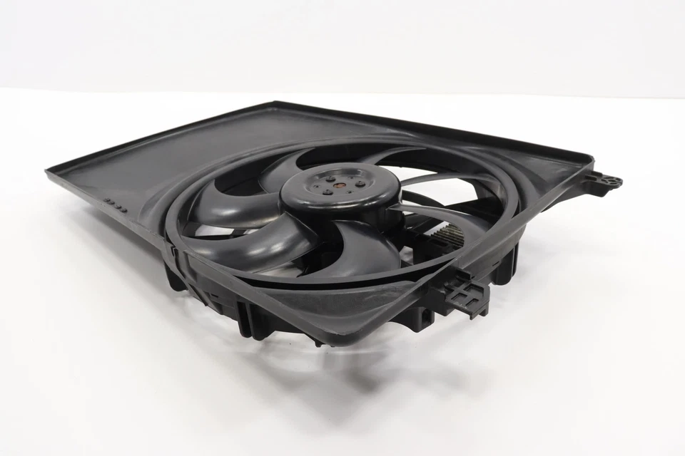 2017 - 2022 KIA SPORTAGE RADIATOR COOLING FAN MOTOR & SHROUD OEM 25385D9000 - Image 4 of 4