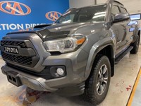 2017 Toyota Tacoma SR5 4X4! HEATED SEATS! BACK-UP CAM! FINANC...