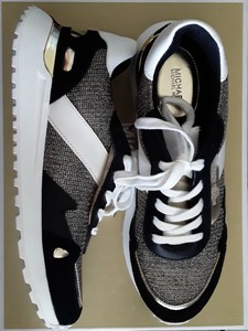 tenis michael kors preto