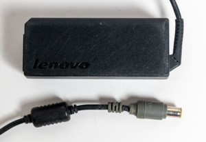 Lenovo Thinkpad Laptop Netzteil 65W 20V Teilenummer 42T5283