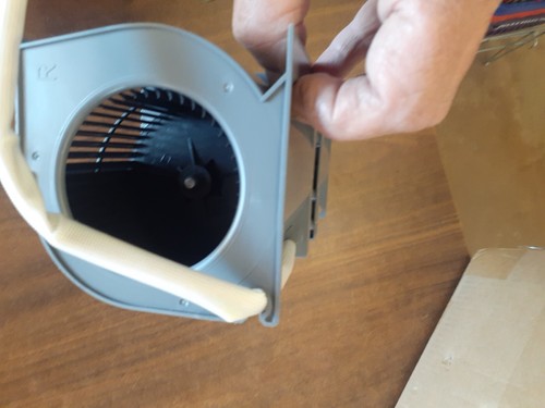 Electrolux 5304509624 Motor, vent. New Item - Picture 7 of 7
