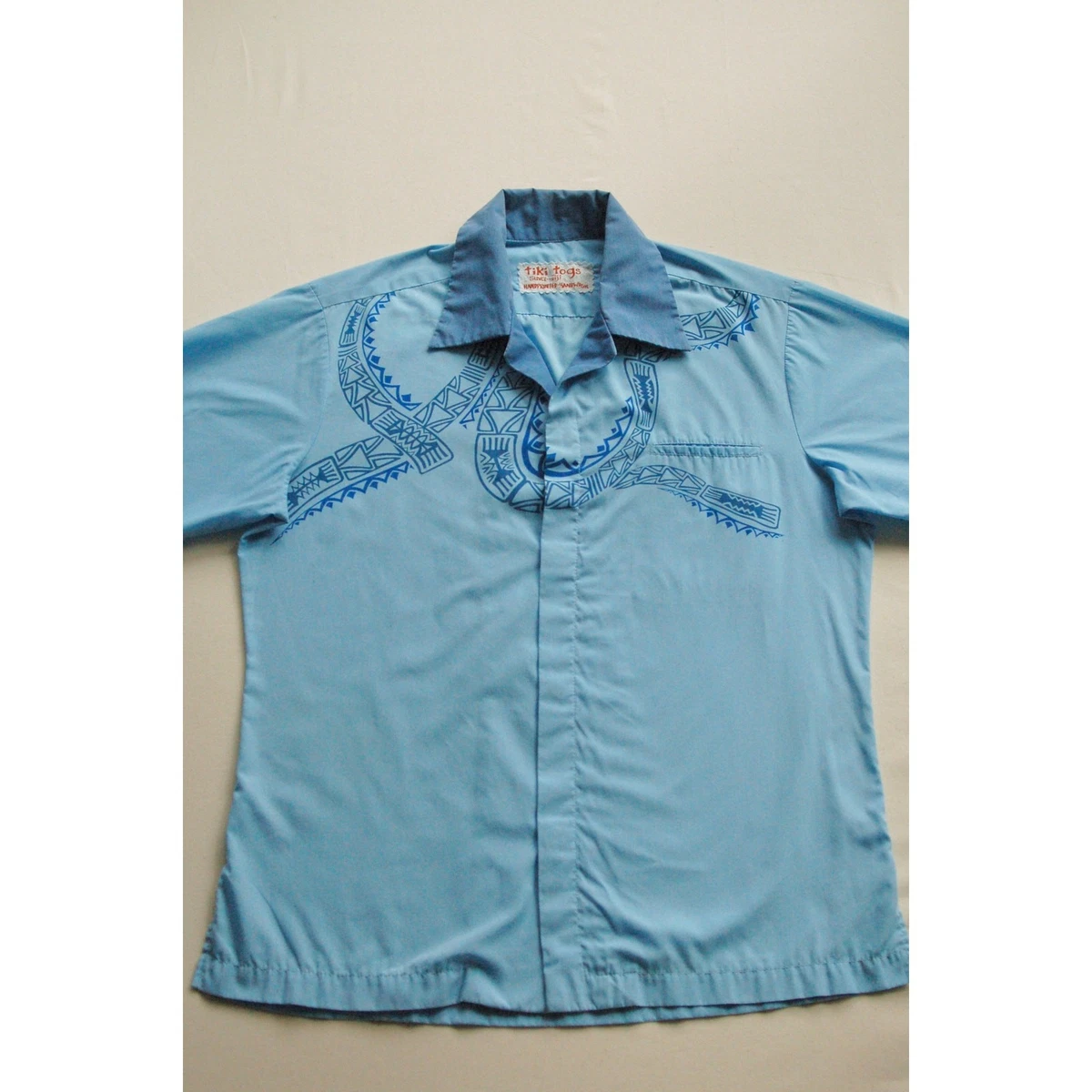 Short Sleeve Button-Front 1960s Vintage Casual Shirts for Men for
