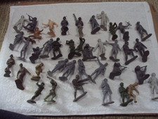 Marx Battleground German Soldiers Green  Dark Gray Plastic Vtg 1960s Lot of 33