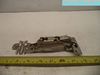 QTY=29: 9235927 Everbilt Wide Angle Hinge 1 3/8'' 816823020442