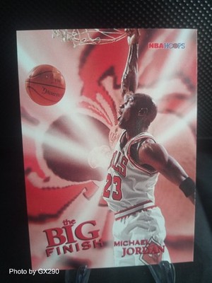 Michael Jordan 1996-97 Skybox NBA Hoops The Big Finish sharp corners/edges 
