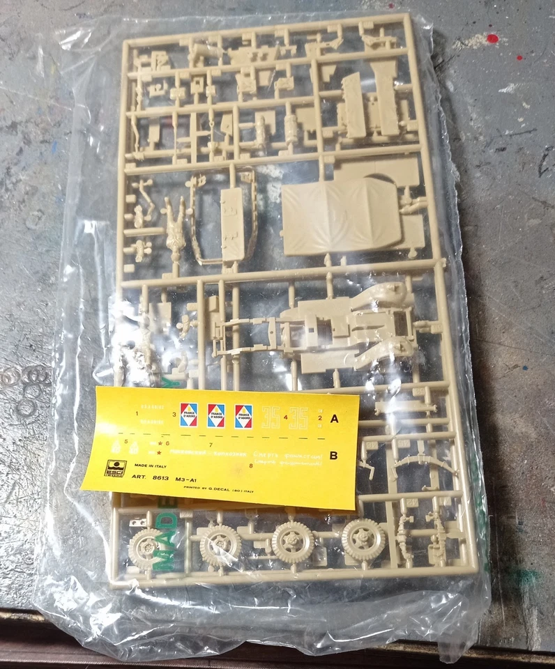 French and Russian White M3 Scout Car / ESCI   | No.8068 | 1:72 NO SCATOLA - Immagine 2 di 4