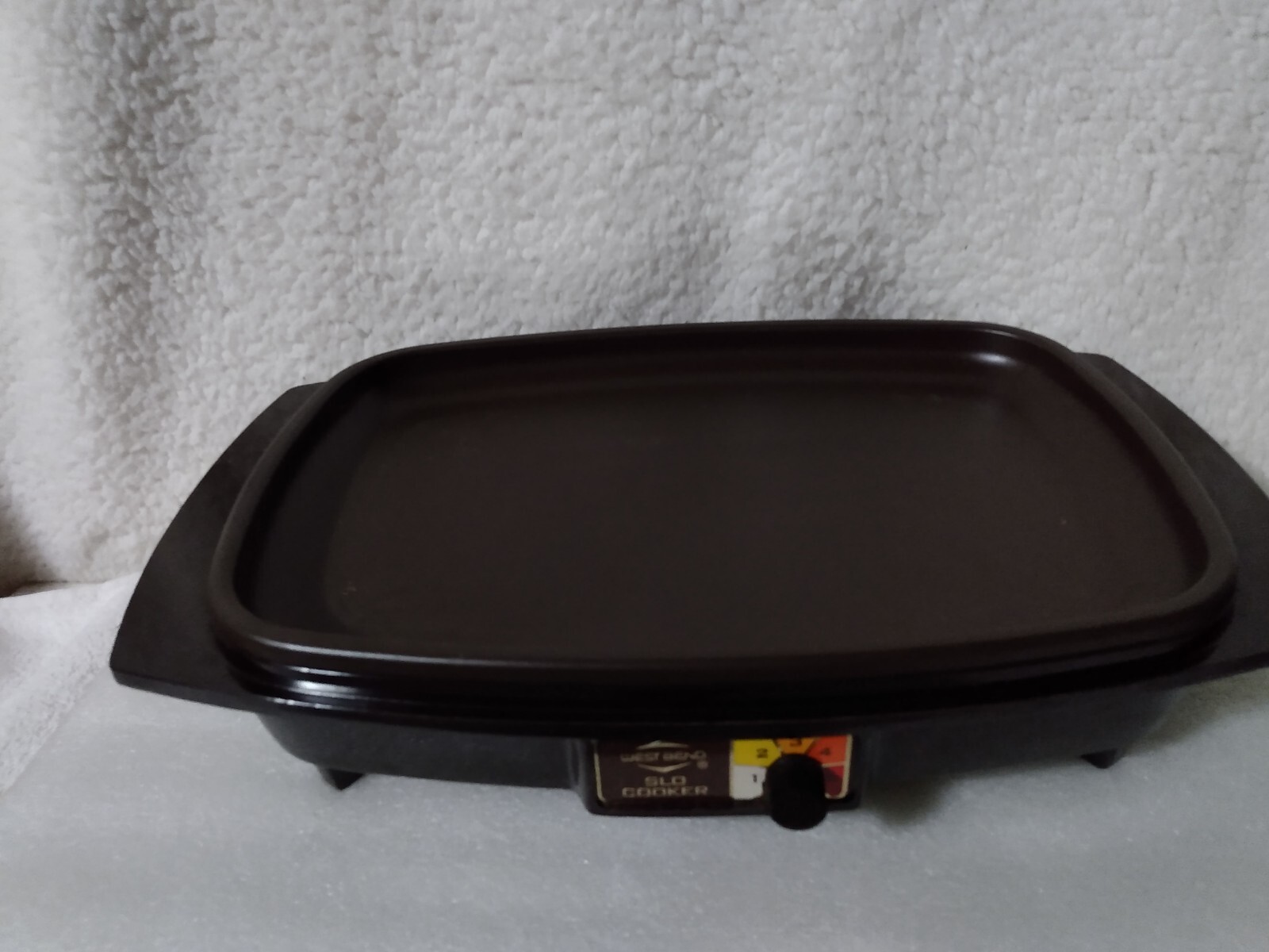 Vintage West Bend SlowCooker Autumn Brown 4 Quart Automatic Cooker