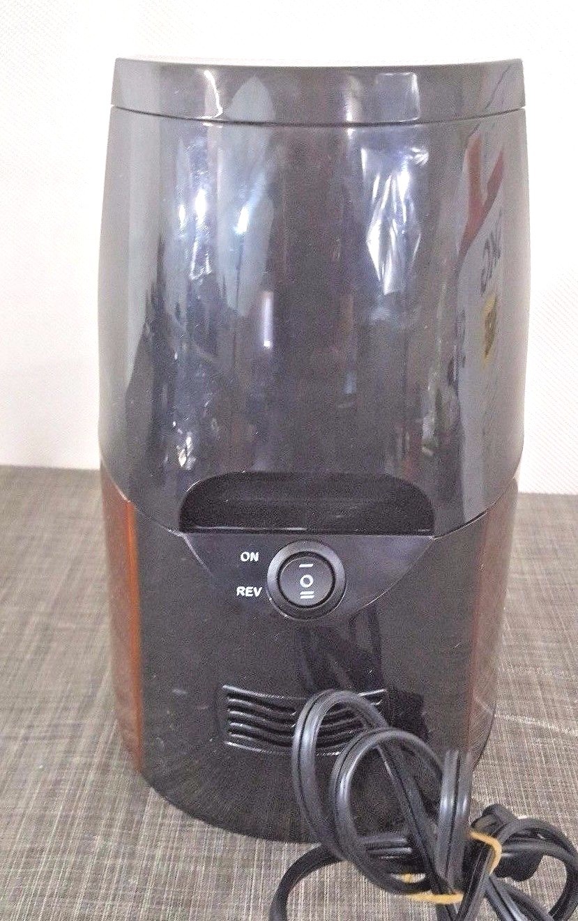 SKG 2059 Slow Juicer Extractor Fruit Vegetable base only