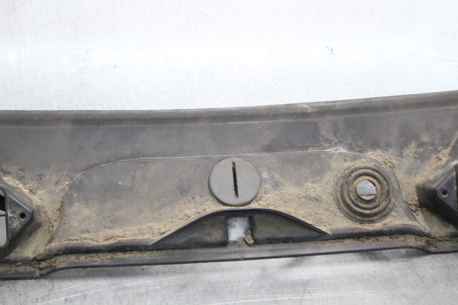 BMW E92 E93 Windshield Wiper Washer Jets Cowl Trim Cover Panel Rubber