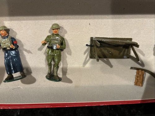Dj’s Originals: “Over There” November 11, 1918 WWI US Soldier Nurses Toy Soldier - Picture 11 of 17