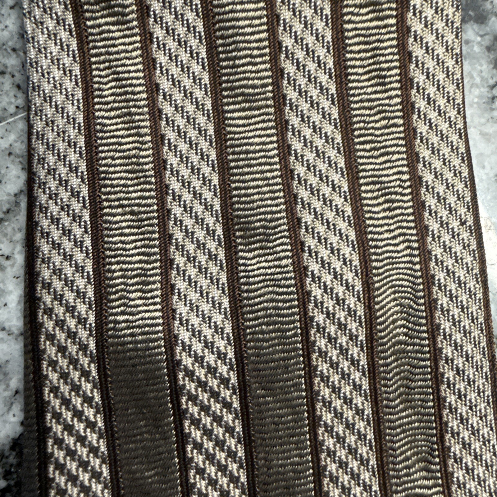 Picture 4 of 6