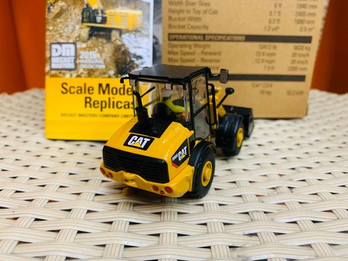 Caterpillar Cat 906H Compact Wheel Loader 1/50 Scale DieCast Model DM85213 - Picture 7 of 8