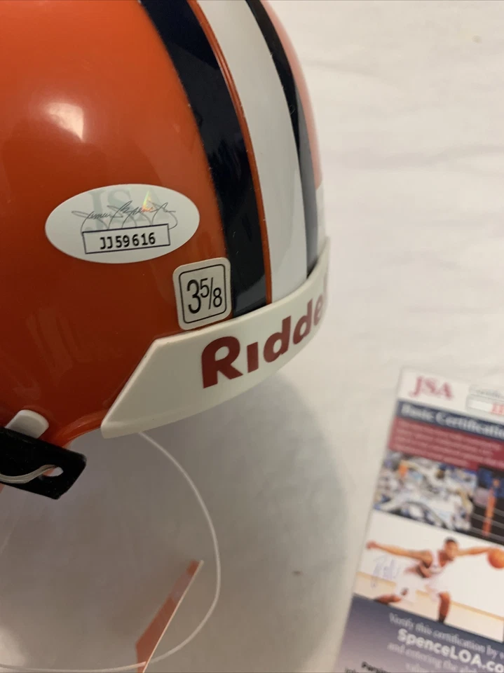 MINICAPACETE BOBBY MITCHELL ILLINOIS LUTA ILLINI HOF JSA CERTIFICADO DE AUTENTICIDADE ASSINADO Marrom - Imagem 4 de 4