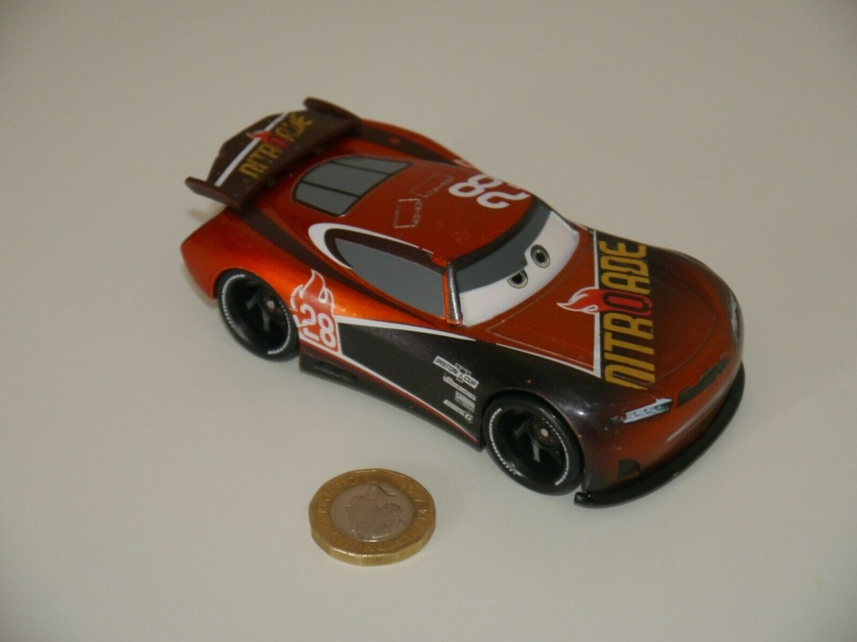 カーズ　Disney Pixar Cars Team Nitroade DISNEY PIXAR Cars TEAM NITROADE Diecast SET NEW IN BOX