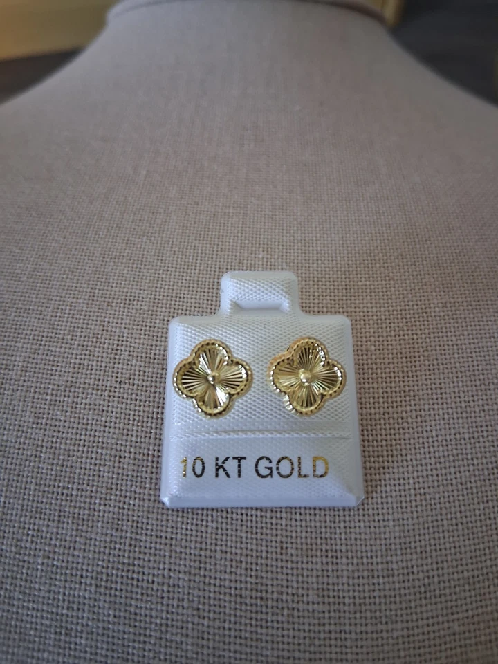 Aretes Broquel flor de oro 10K MX / 10k gold Studs Earrings flower style. - Image 3 of 4