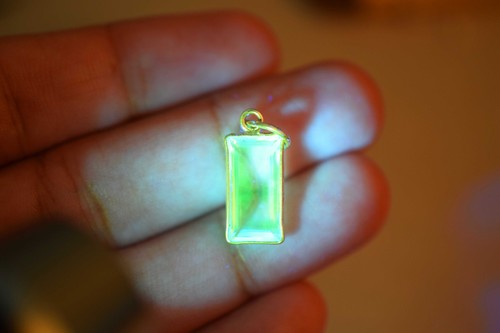 Natürlicher Hyalit Opal Anhänger UV Reaktiv Farbwechsel Halskette in 925 Silber - Bild 3 von 8