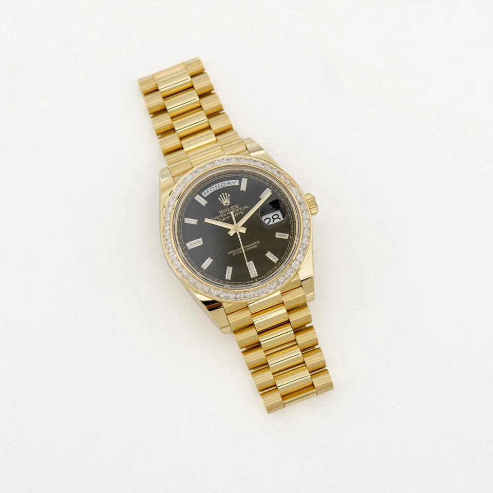 Rolex Day-Date 40 Oro President 228398TBR Diamante Negro Brillante Foto 3 de 4
