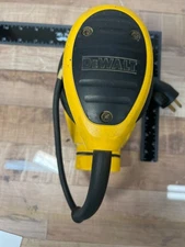 DeWalt Electric Random Orbital Sander With Cord D26451 Needs Bottom Pad Replaced