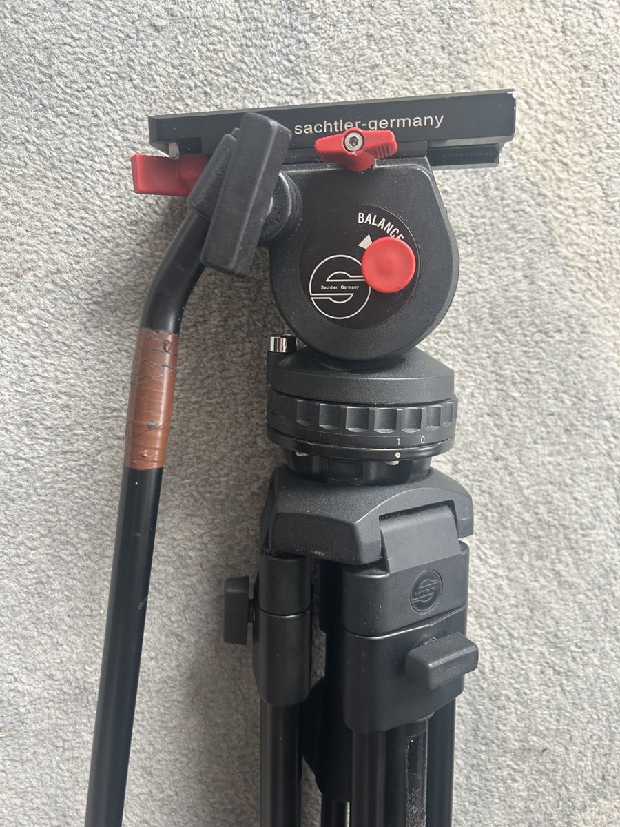Sachtler 0220 SYSTEM DV-2 II Aluminum Tripod DA-75L legs with soft
