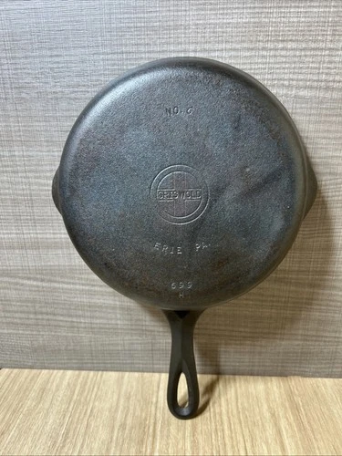 Griswold Skillet Cast Iron No. 6 Small Logo Erie PA 699, 9 Inch Vintage Cookware
