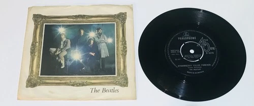 The Beatles " Strawberry Fields Forever " UK Single Parlophone Record Label 1967