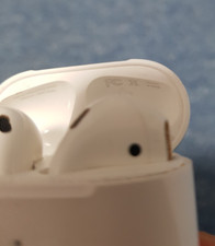 Apple AirPods 2nd Generation model 1938 Wireless Charging Case For Apple iphon